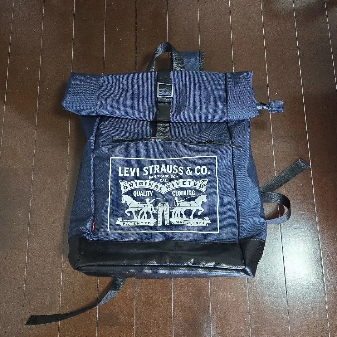 Levi's - リュックの通販 by M Y ⚐⚑ S H O P｜リーバイスなら