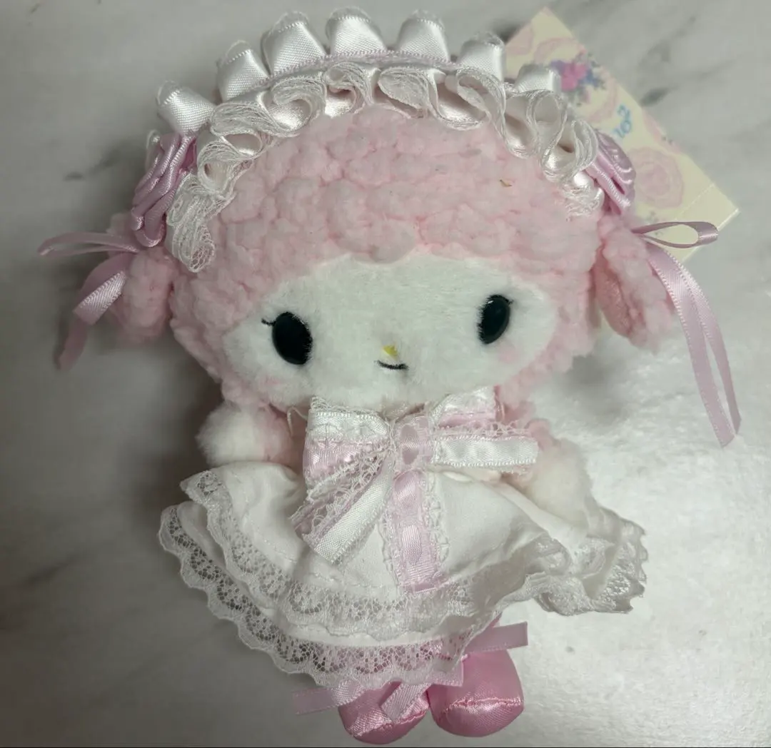 三麗鷗 白色蕾絲系列 鋼琴兔 玩偶 的縮圖