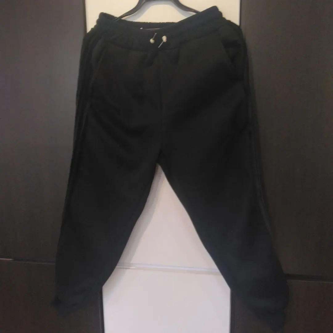 1255Jihnuncジーヌンク　チェーン柄プリントジョガーパンツ　総柄さらさら 楽天市場】【Jih Nunc(ジーヌンク)】チェーン総柄ジョグパンツ
