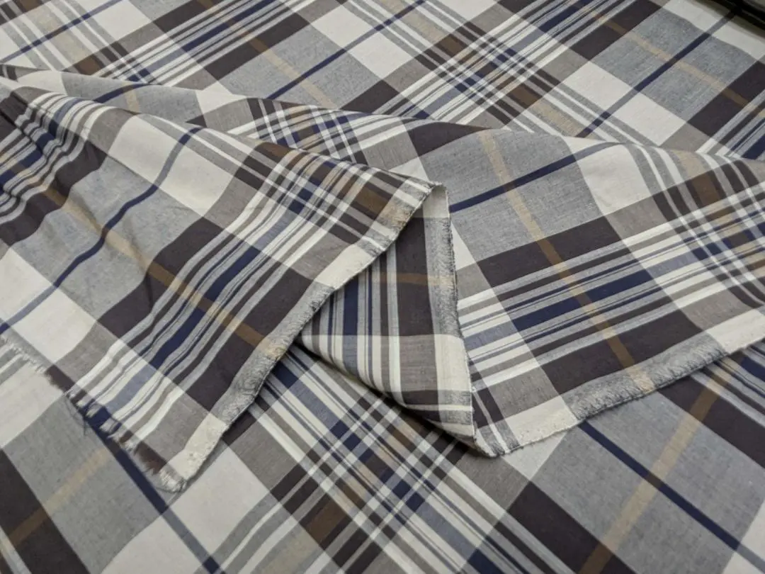 Thumbnail of Final 1m - Gray-beige tartan check cotton lawn fabric, width 153cm x 100cm length