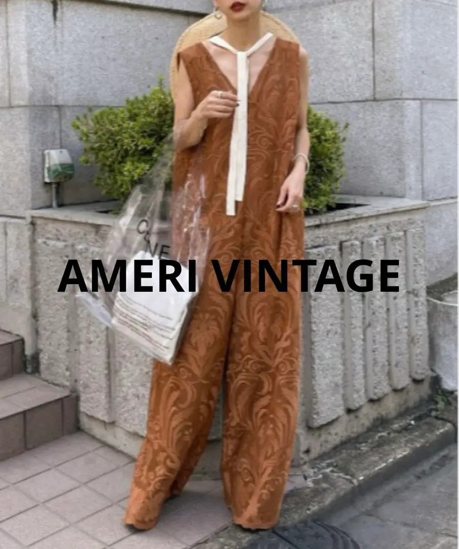2025年最新】chloe v neck rompersの人気アイテム - メルカリ