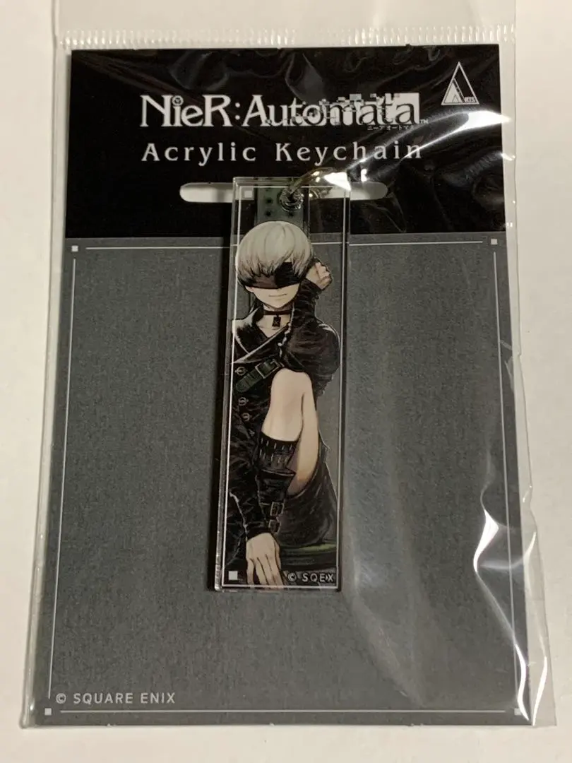NieR:Automata_アクリルキーホルダー 2Bと書物 | 公式グッズ