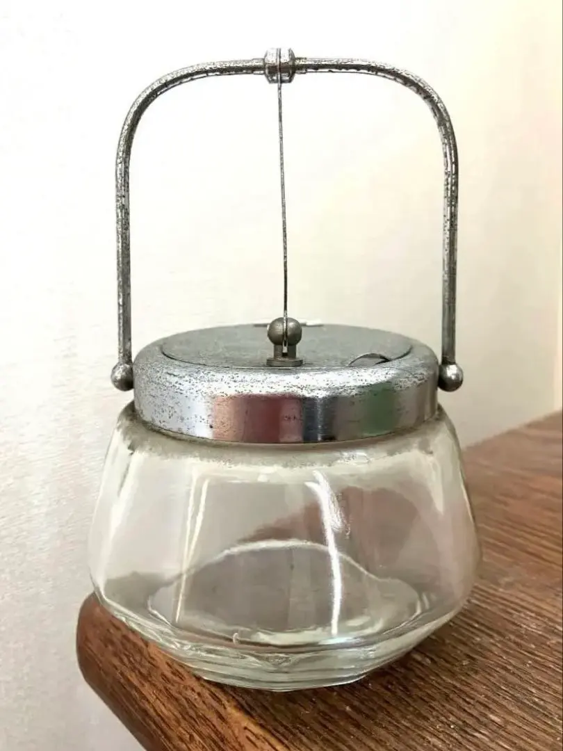 Thumbnail of Filled with Showa retro vibes! Glass sugar pot