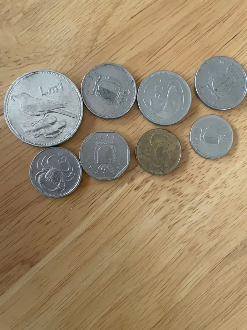 1オンス マルタ マルタ十字 銀貨 保証書・カプセル付き] 2023年 (新品) マルタ「マルタ十字」純銀
