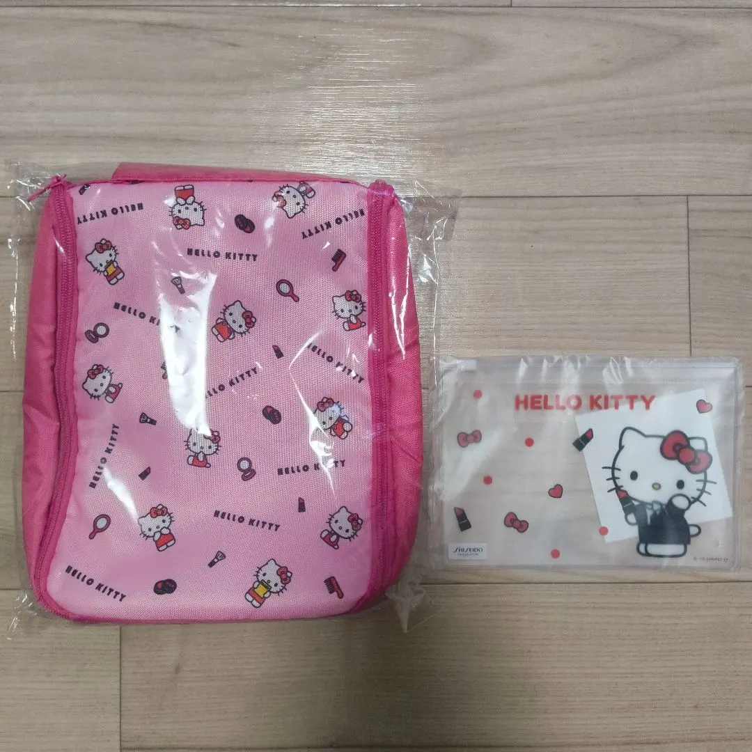 Thumbnail of New＊Shiseido Novelty Hello Kitty Pouch Set