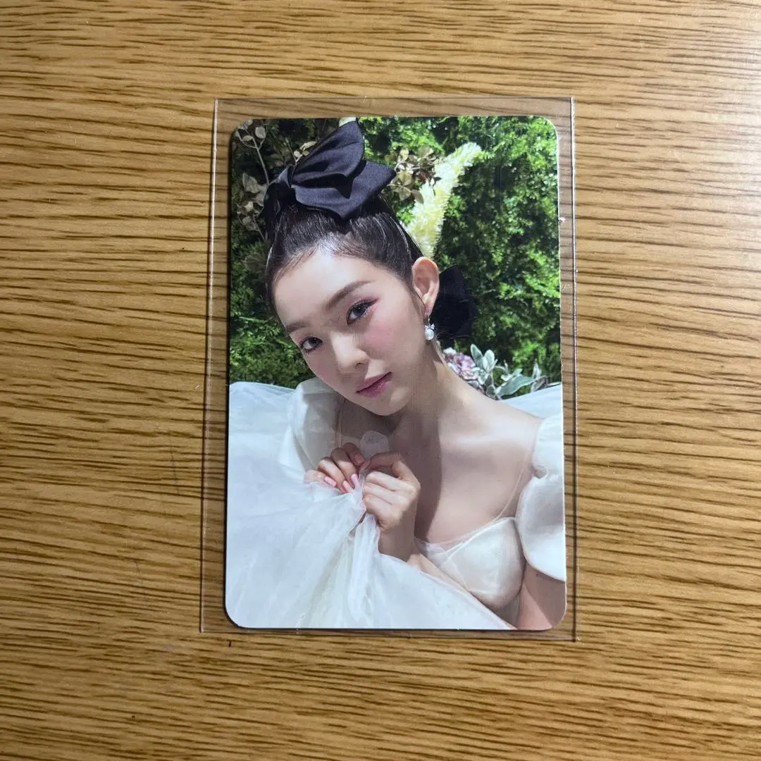 Redvelvet アイリーン　umpah ホログラム　トレカ Amazon.co.jp: Red Velvet レドベル アイリーン Umpah Umpah 影