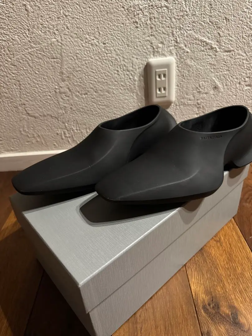 2025年最新】space shoe balenciagaの人気アイテム - メルカリ