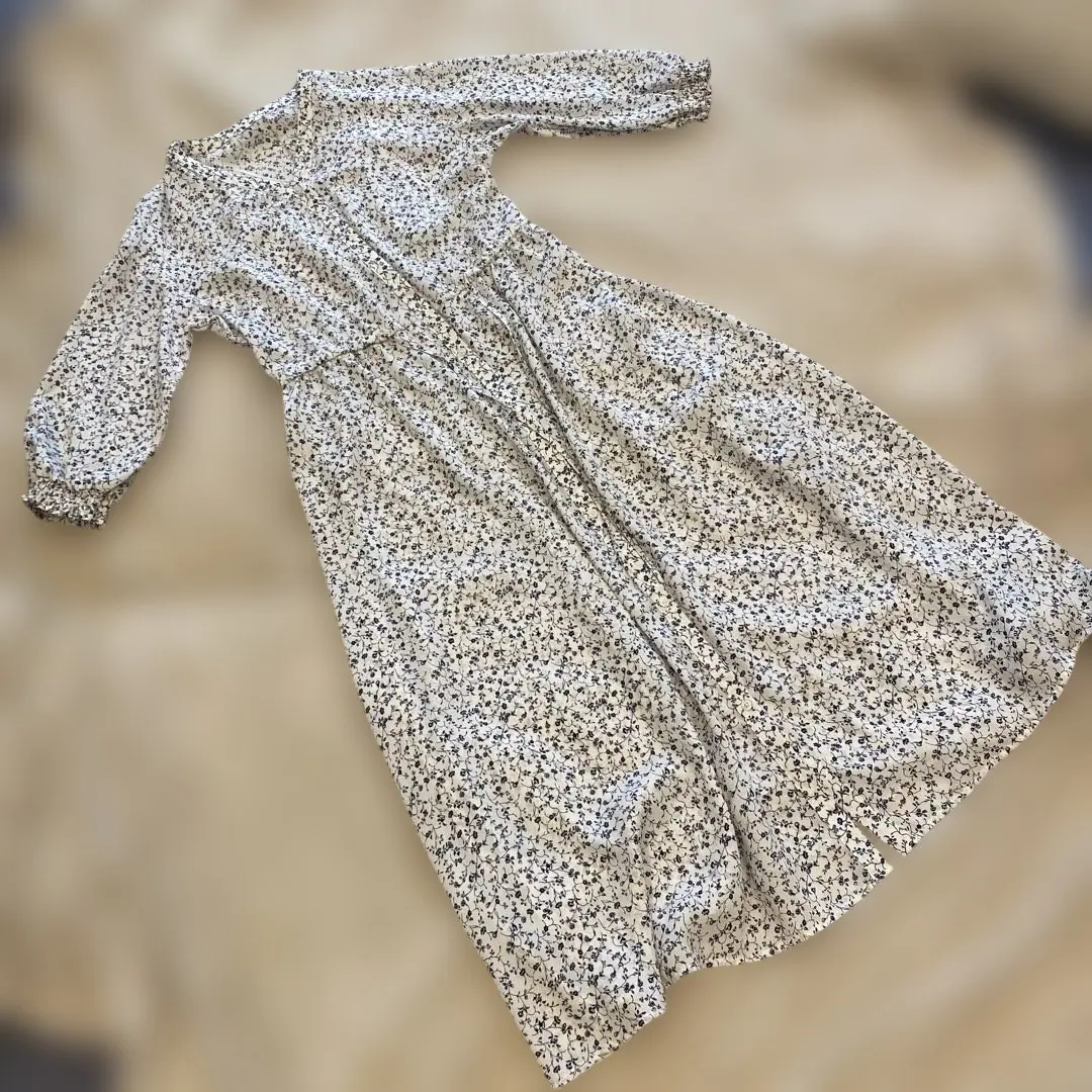 Thumbnail of GU Floral Long Dress, Size M, Clean, Elegant