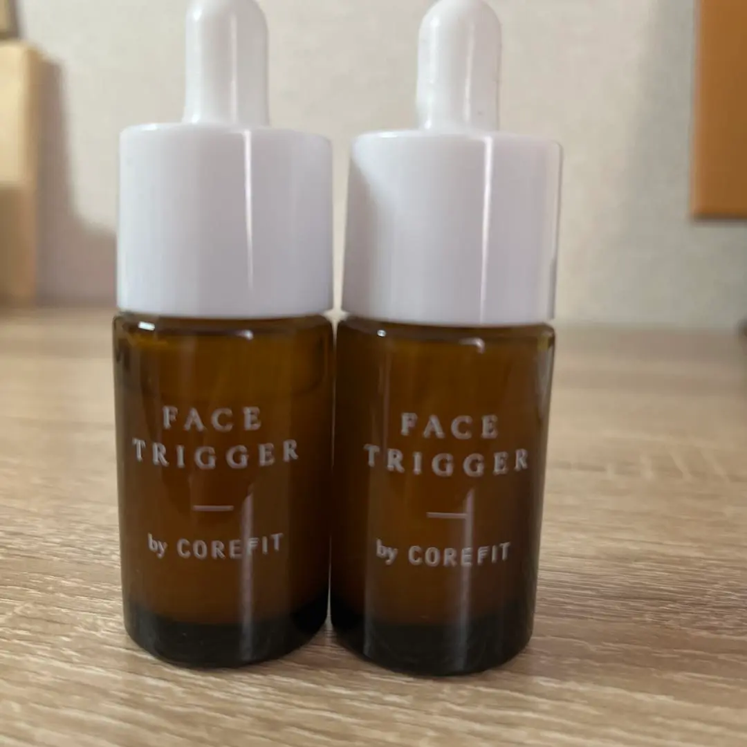 新品未使用品 コアフィット フェイストリガー 10ml 美容液
