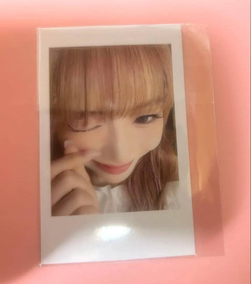 Thumbnail of ME:I Calendar FC Limited Edition Cheki featuring Keiko Shimizu