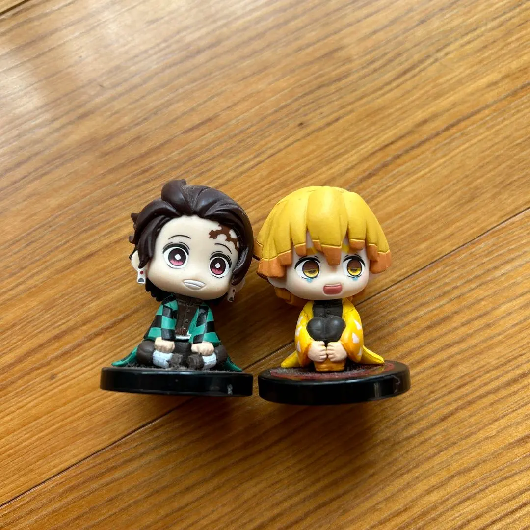 Thumbnail of Demon Slayer / Tanjiro Kamado / Zenitsu Agatsuma / Figure