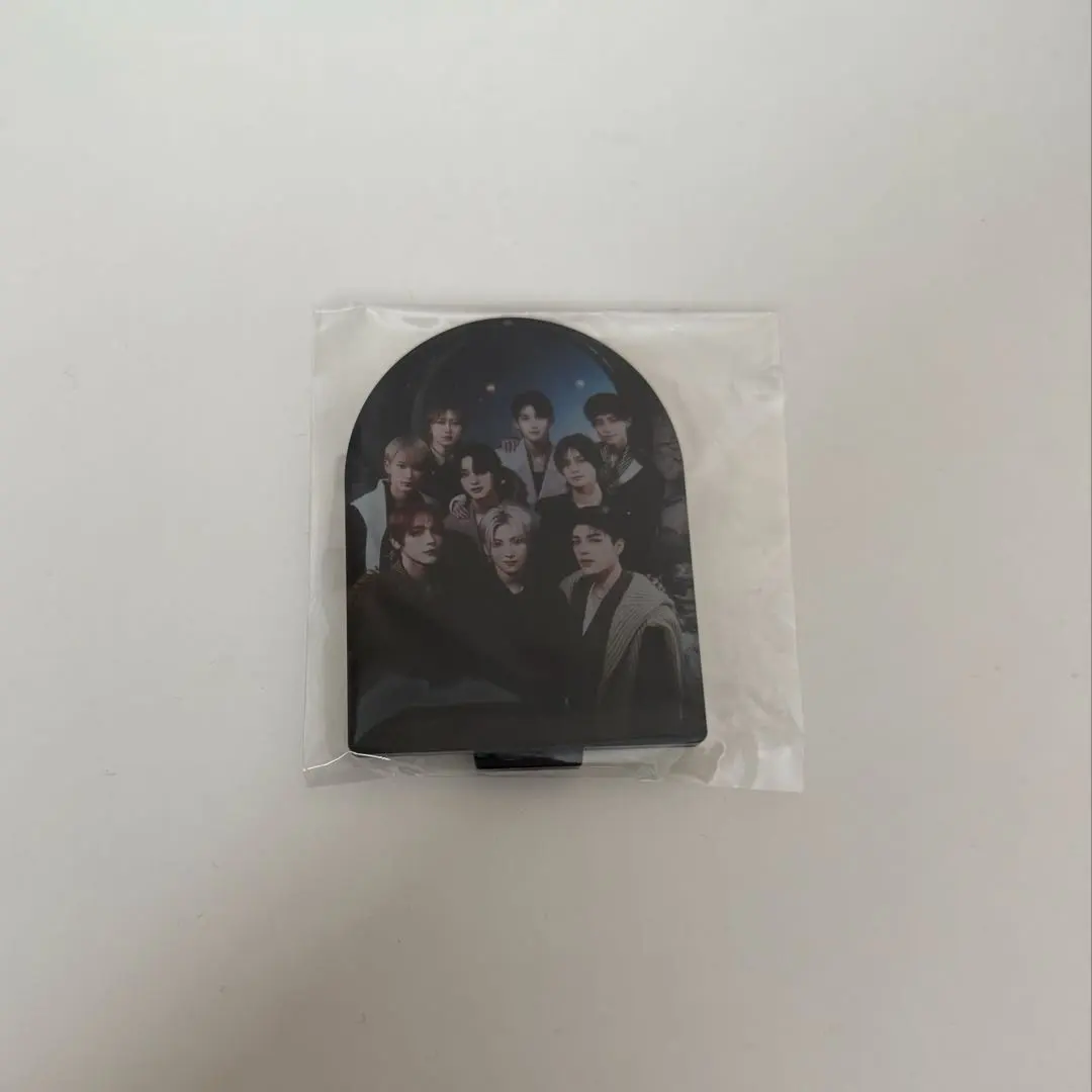 &TEAM 雪光 壓克力立牌 的縮圖