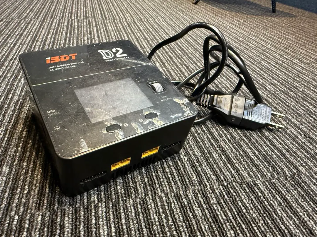 新しい充電器を買ってみたよ ISDT D2 デュアルチャンネル急速充電器 ラジコン みつぞのよしひさ