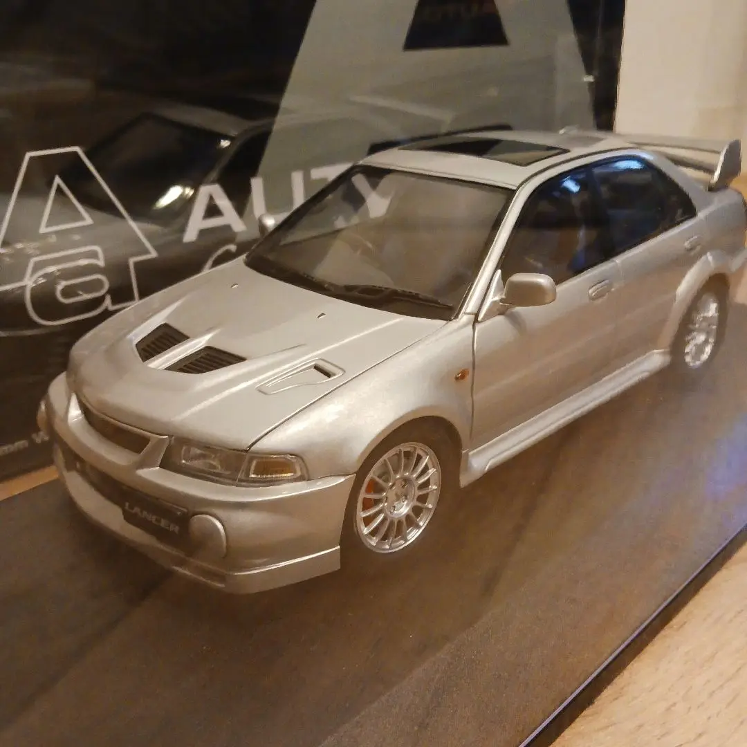 【7/21まで値下げ】AUOTart 1/18ランサーエボリューション6トミマキ オートアート1/18三菱ランエボVI トミ・マキネン エディション