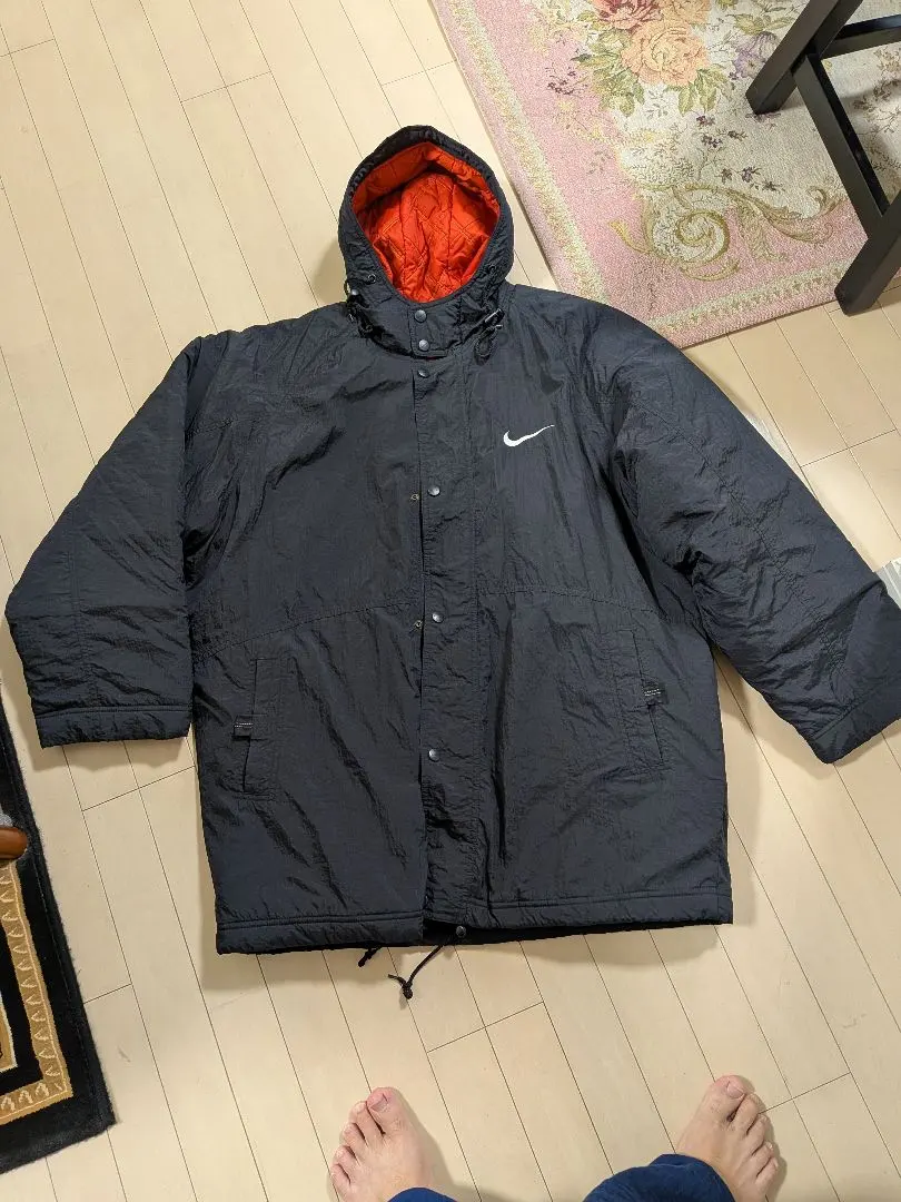 Nike 90年代 耐吉 長椅外套 M 尺寸 黑色/橘色 的縮圖