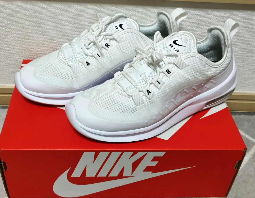 Thumbnail of NIKE AIR MAX White Sneakers 24.5cm