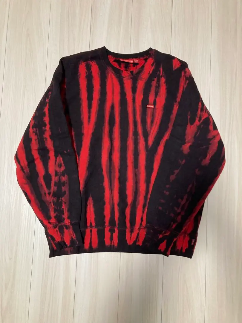 トップス Supreme Small Box Crewneck Red Tie Dye Supreme Small Box Crewneck 