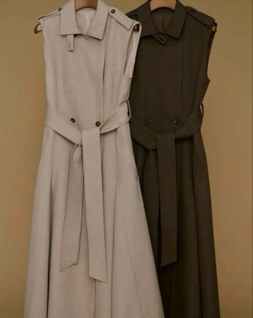 【fu】L'Or Sleeveless Coat Dress トレンチ 2025年最新】l'or sleeveless coat dressの人気アイテム - メルカリ