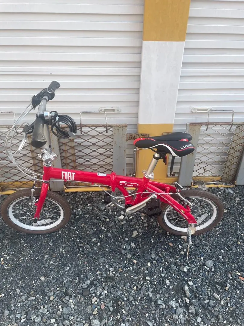 折りたたみ自転車　Fiat ×DAHON  16inc レッド 希少タイプ 折りたたみ自転車Fiat ×DAHON 16inc レッド 希少タイプ