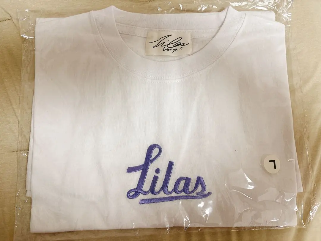 YOASOBI 幾田りらLilas Tシャツ Sketch Lサイズ White M YOASOBI 幾田りらLilas Tシャツ Sketch ライブ グッズ - メルカリ