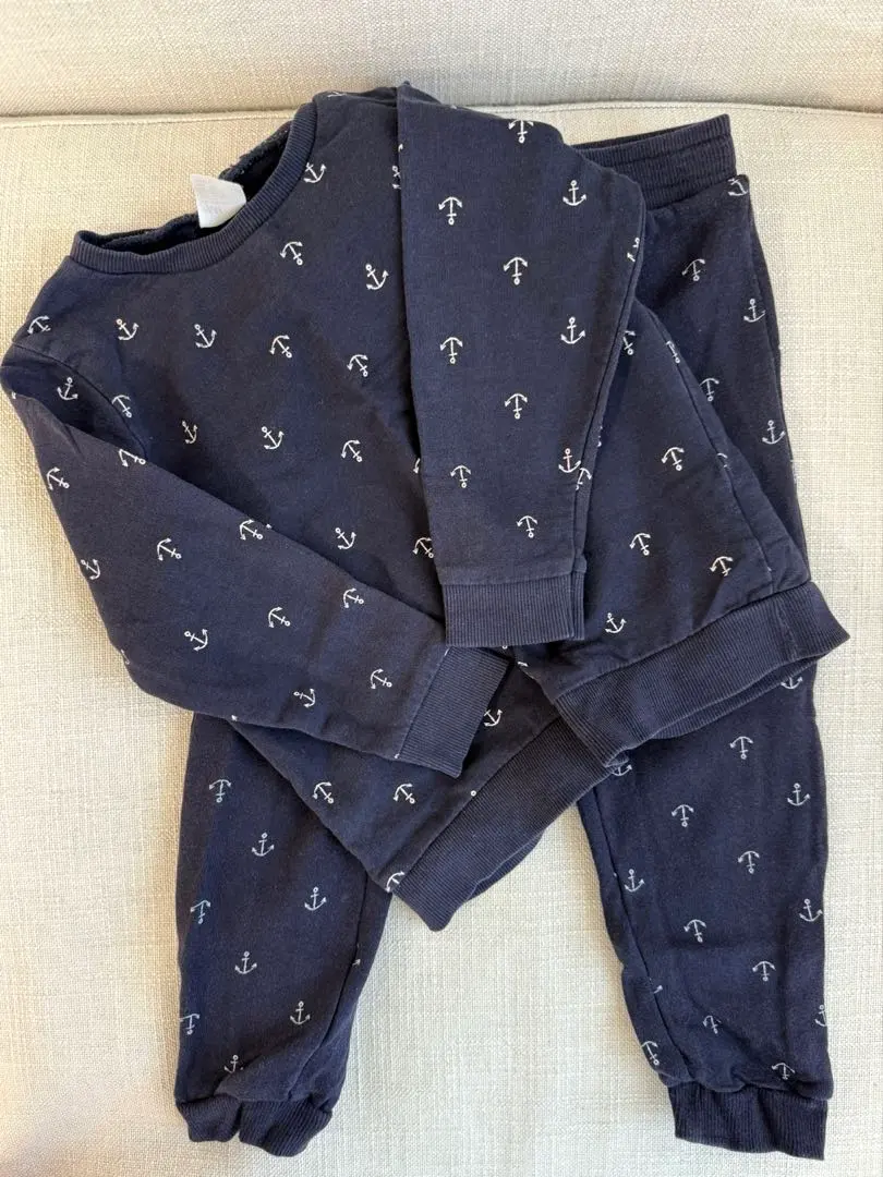 Thumbnail of Navy anchor pattern sweatshirt set, also great for aquariums