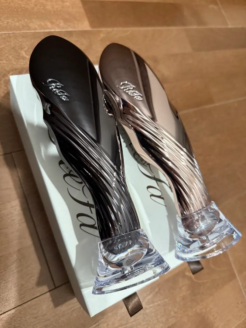 新品未開封 ReFa リファイオンケアブラシプレミアム ブラック リファイオンケアブラシプレミアム | ReFa HAIR | ReFa 公式通販