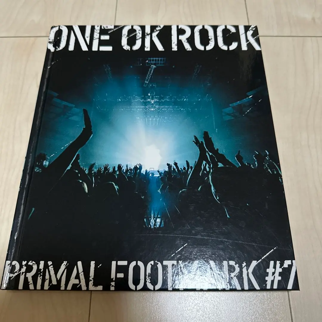 ONE OK ROCK  2017 2018 3点まとめ売り ONE OK ROCK 2017 2018 3点まとめ売り