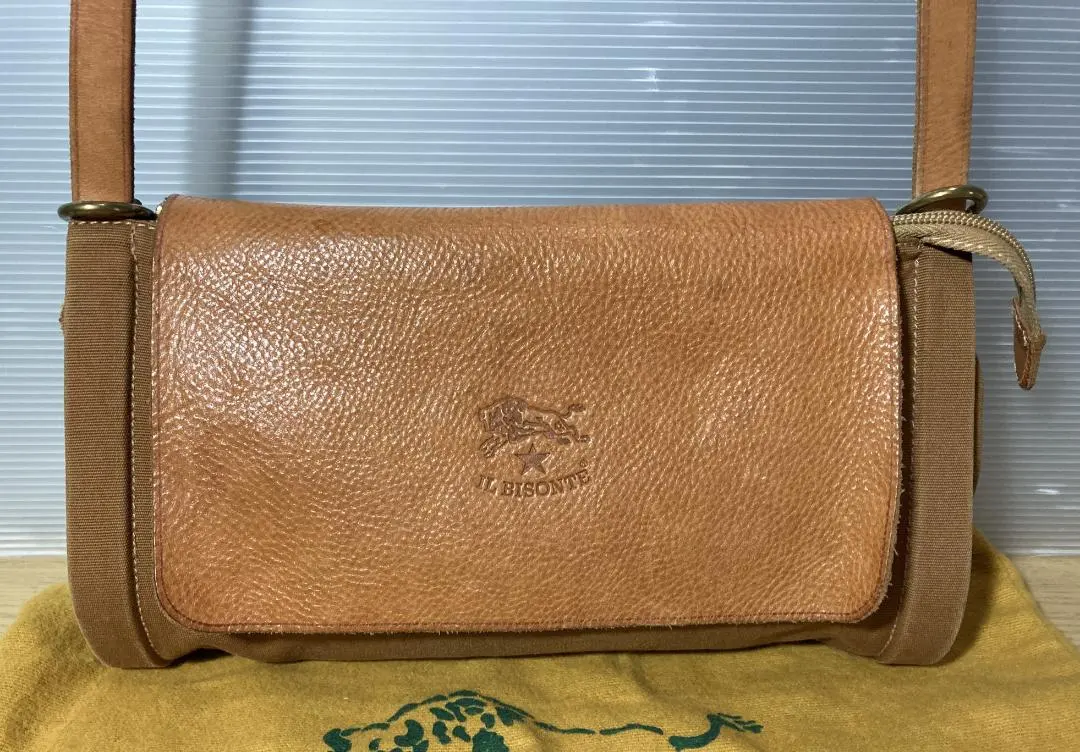 Thumbnail of IL BISONTE Shoulder Bag Nume Canvas Brown