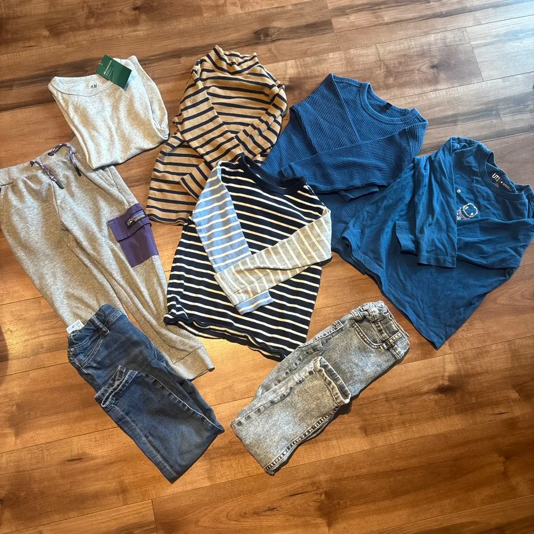 Thumbnail of 110 size clothing set