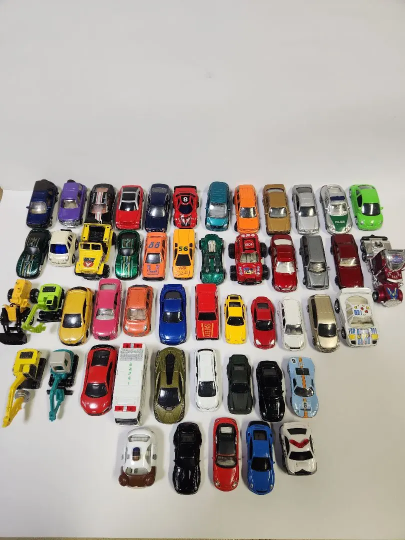 Tomica 及其他迷你車 約50台套裝合售 的縮圖