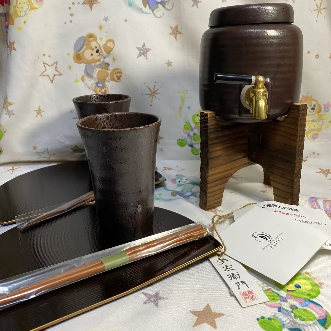 一斗樽　陶磁器製酒樽　窓の雪　昭和レトロポップ　かわいい酒樽　特大サイズオブジェ m34884938045_1.jpg?1740204017