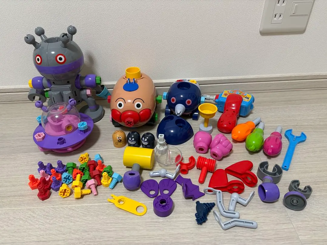 麵包超人 螺絲螺絲 螺絲起子 噠噠噠噠 莫古林 細菌人UFO 的縮圖