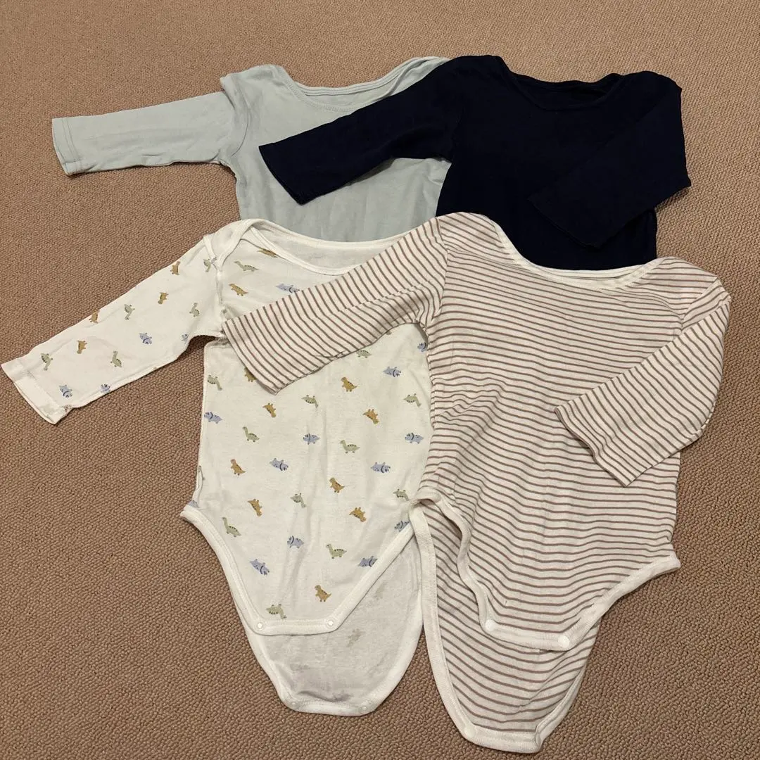 Thumbnail of Baby long underwear ￤ Size 90 ￤ 4 pieces