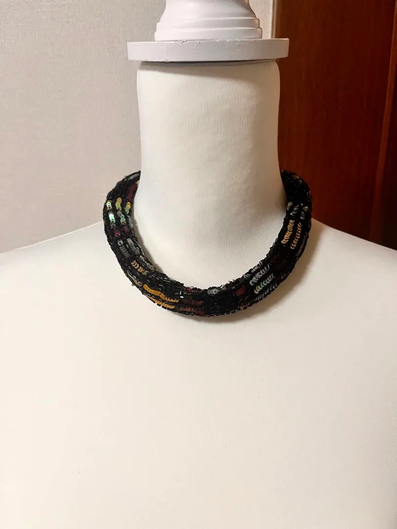 lulu frostルルフロスト　ビーズフラワーネックレス新品 lulu frostルルフロスト ビーズフラワーネックレス新品