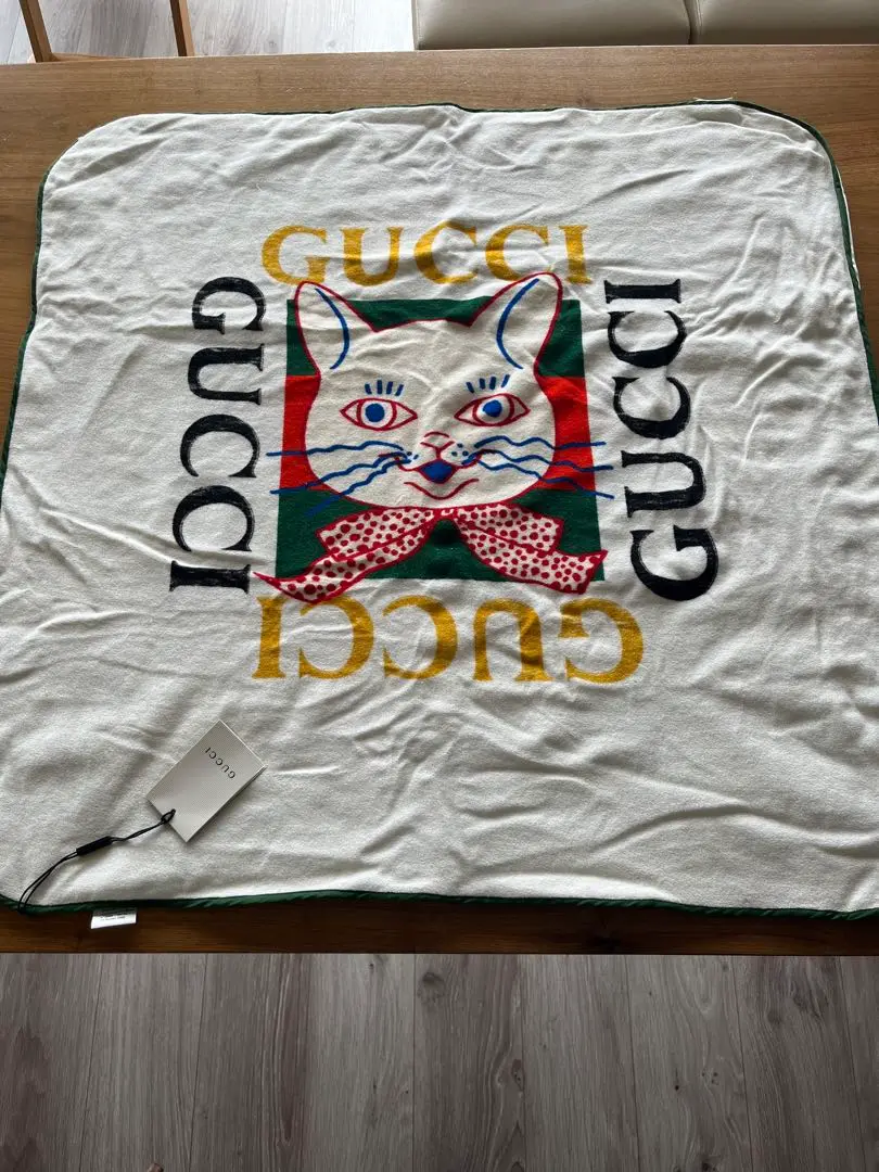 【新品未使用】GUCCI×ヒグチユウコ コラボブランケット 未使用級 GUCCI グッチ ×ヒグチユウコ ブランケット 小春ちゃん