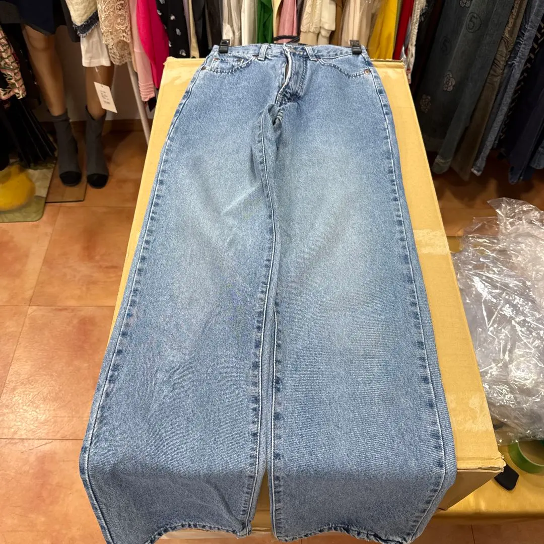 m37713103493_1.jpg?1742027234