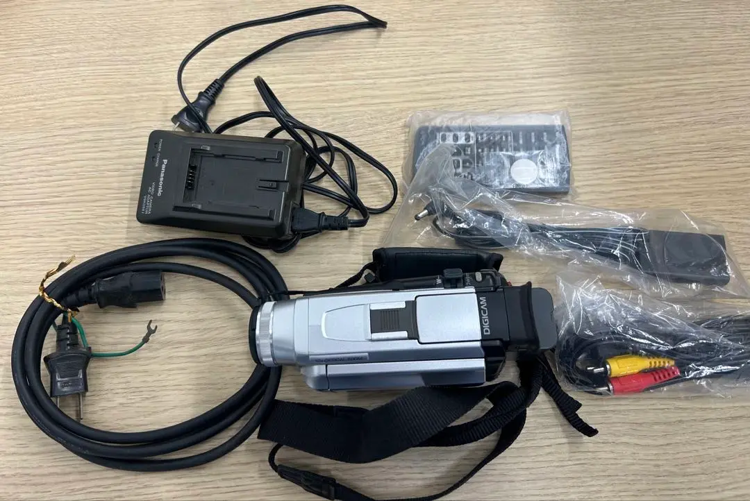 撮影再生ダビングOK　超美品　Panasonic　NV-DS88　付属品あり 2025年最新】panasonic nv-ds88の人気アイテム - メルカリ