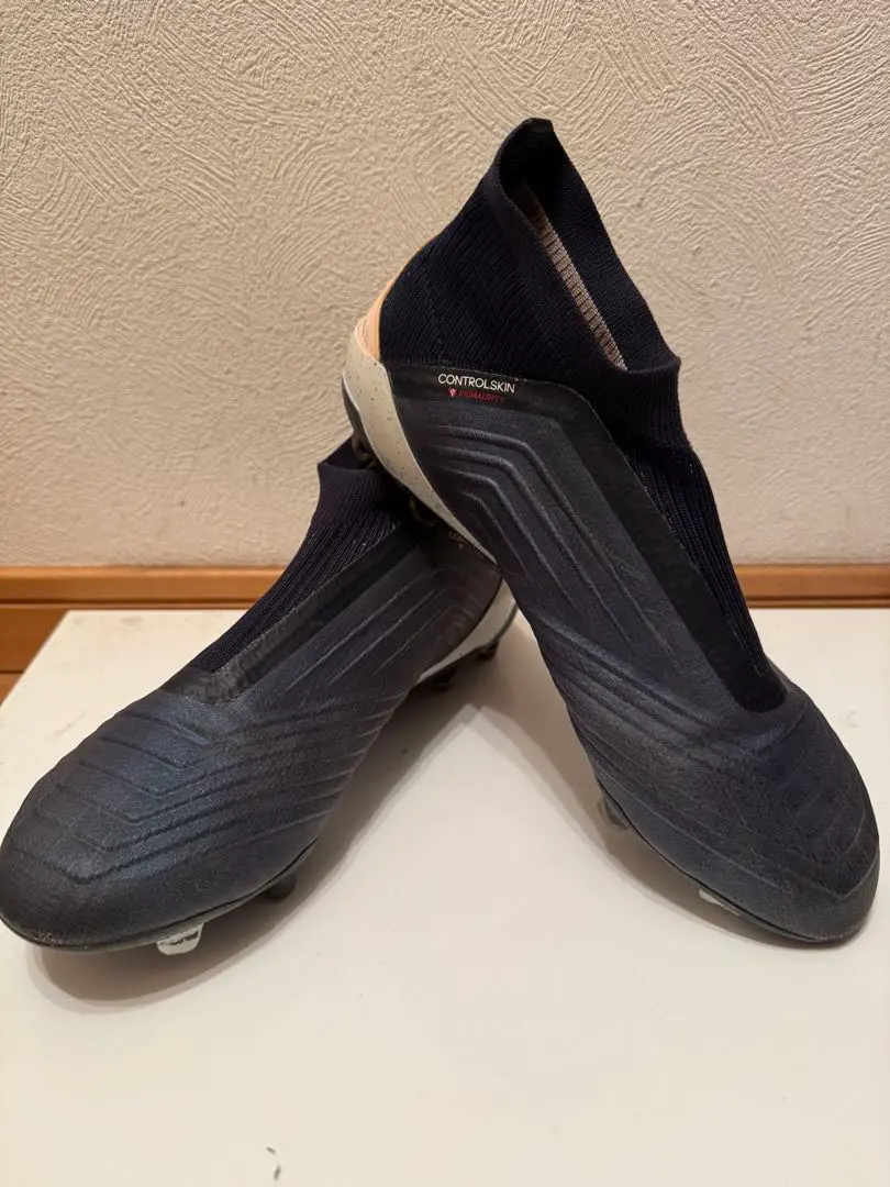【美品、希少】adidas 26cm プレデター18ポグバモデル　フットサル 美品、希少】adidas 26cm プレデター18ポグバモデル フットサル
