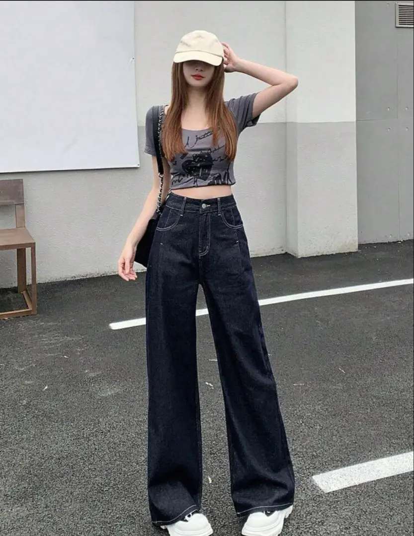 Thumbnail of M Wide Leg Jeans