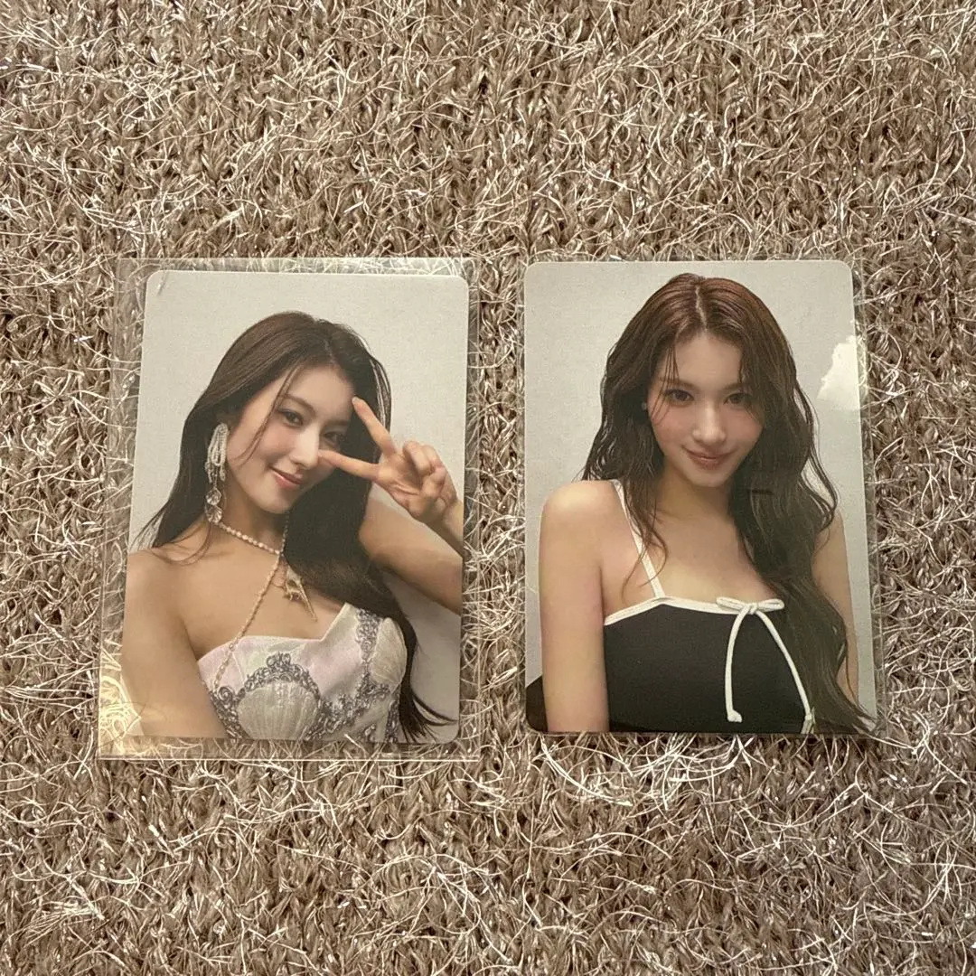 Thumbnail of TWICE DIVE Tower Records Lucky Draw Sana Trading Card