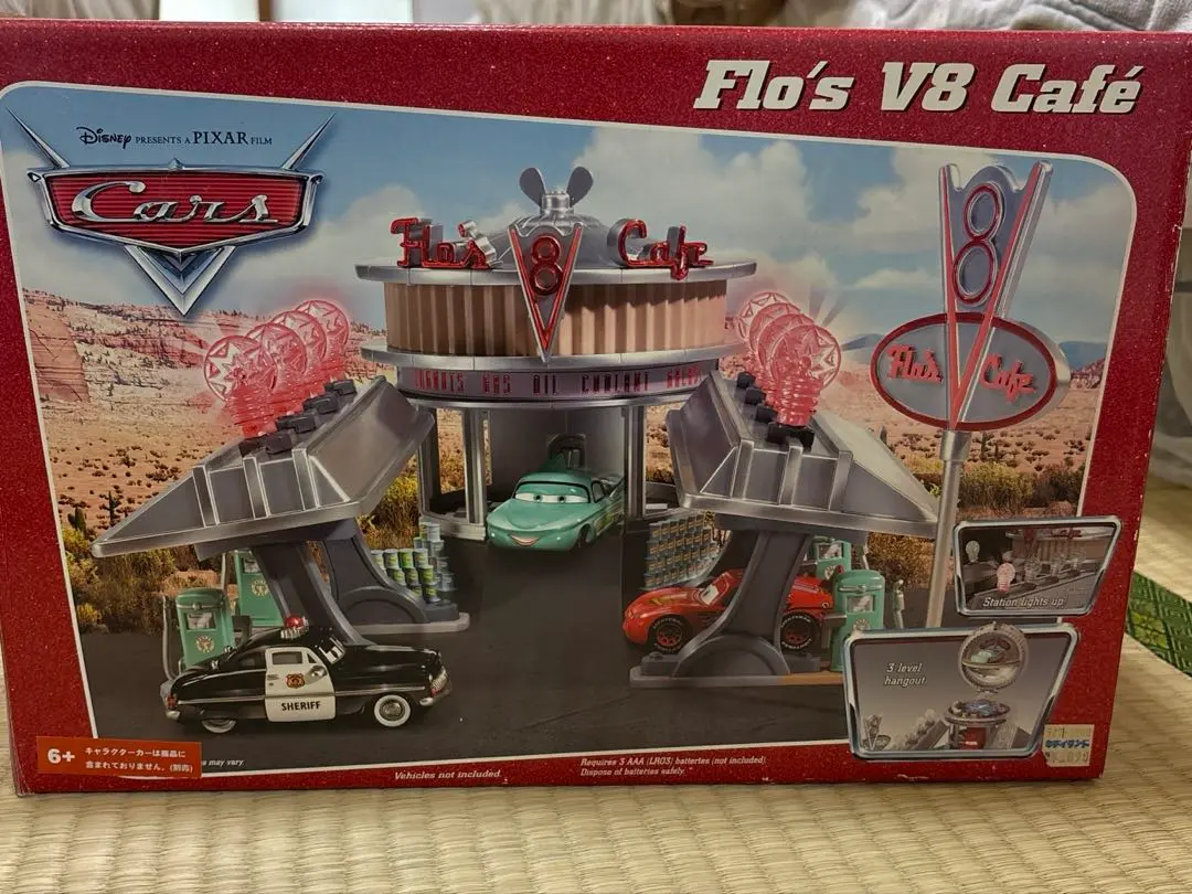 【未開封】カーズ◆Disney マテル カーズ フロー V8 カフェ ダイナー Open the box to find a stylish building! Cars Disney On the
