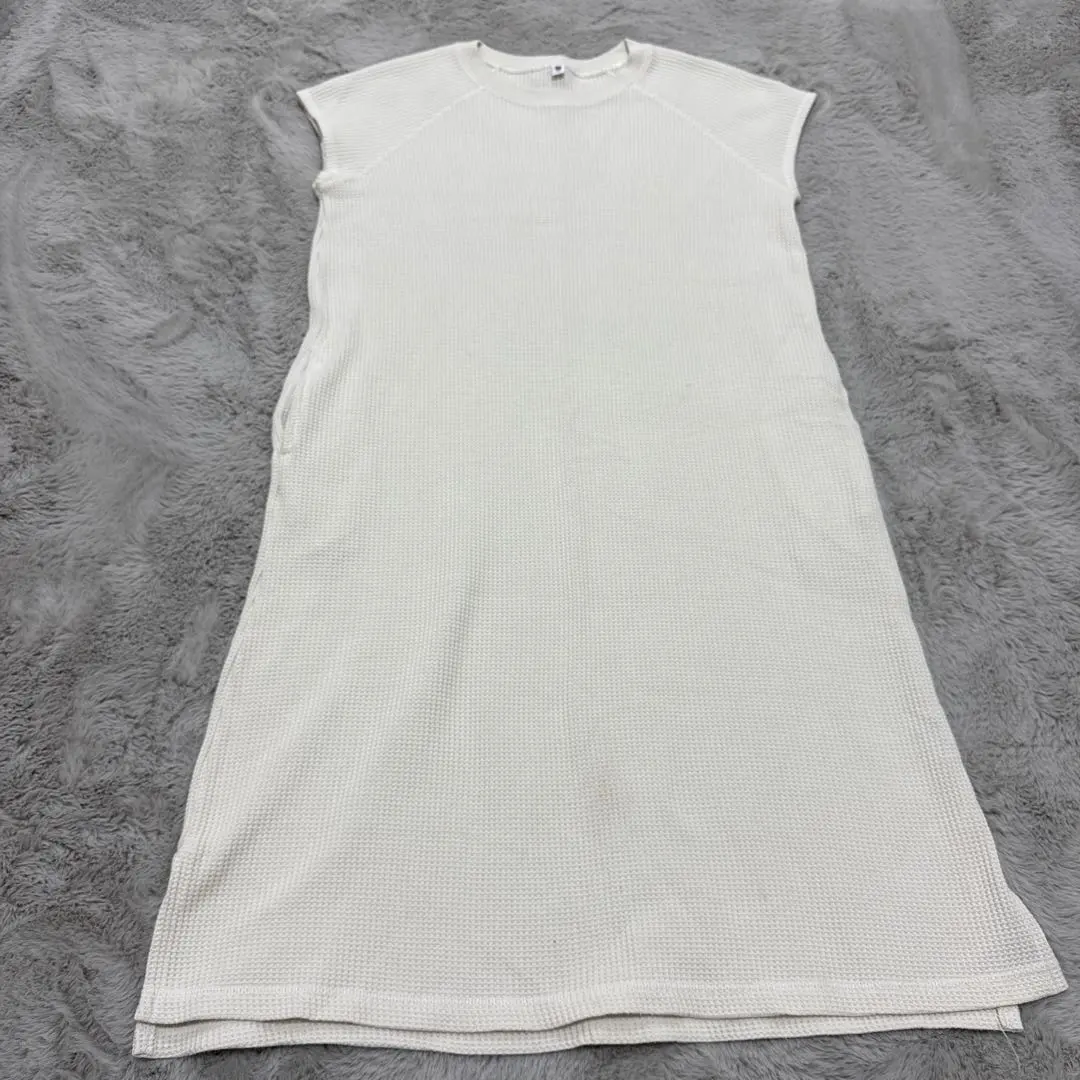 Thumbnail of UNIQLO Waffle Sleeveless Dress 150