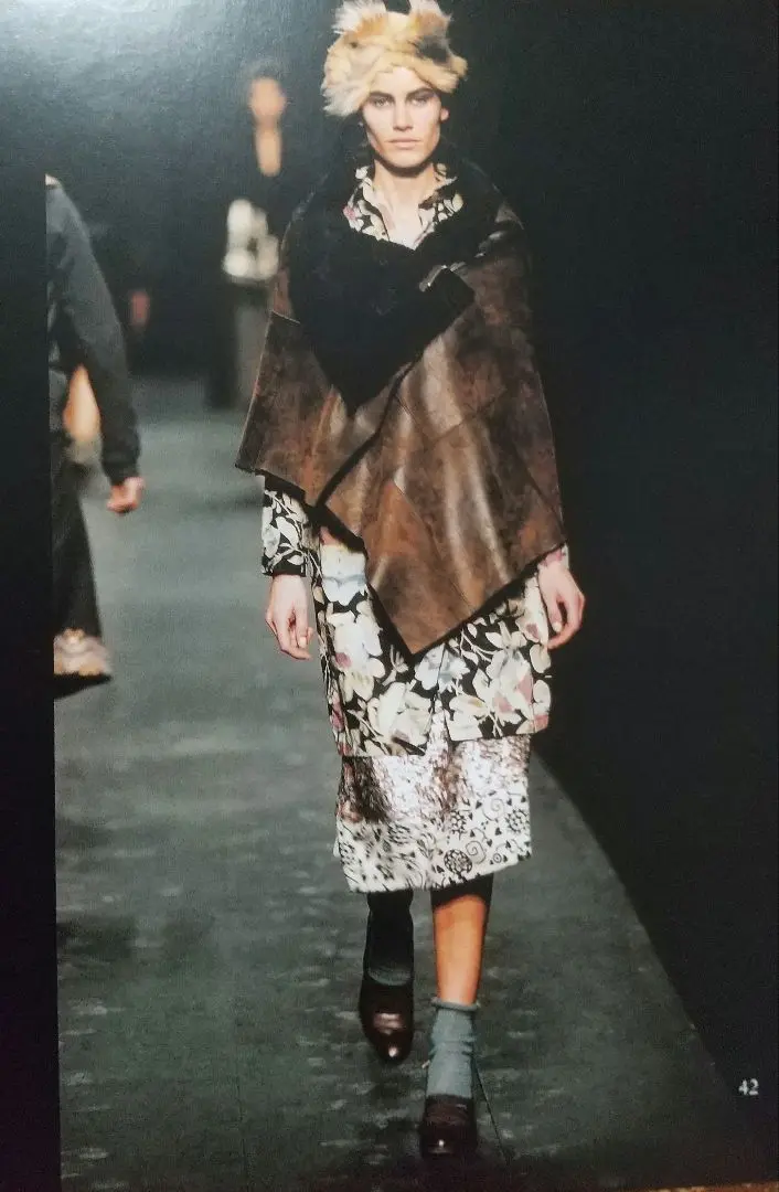 2025年最新】DRIES VAN NOTEN レディース 毛皮・ファーコートの