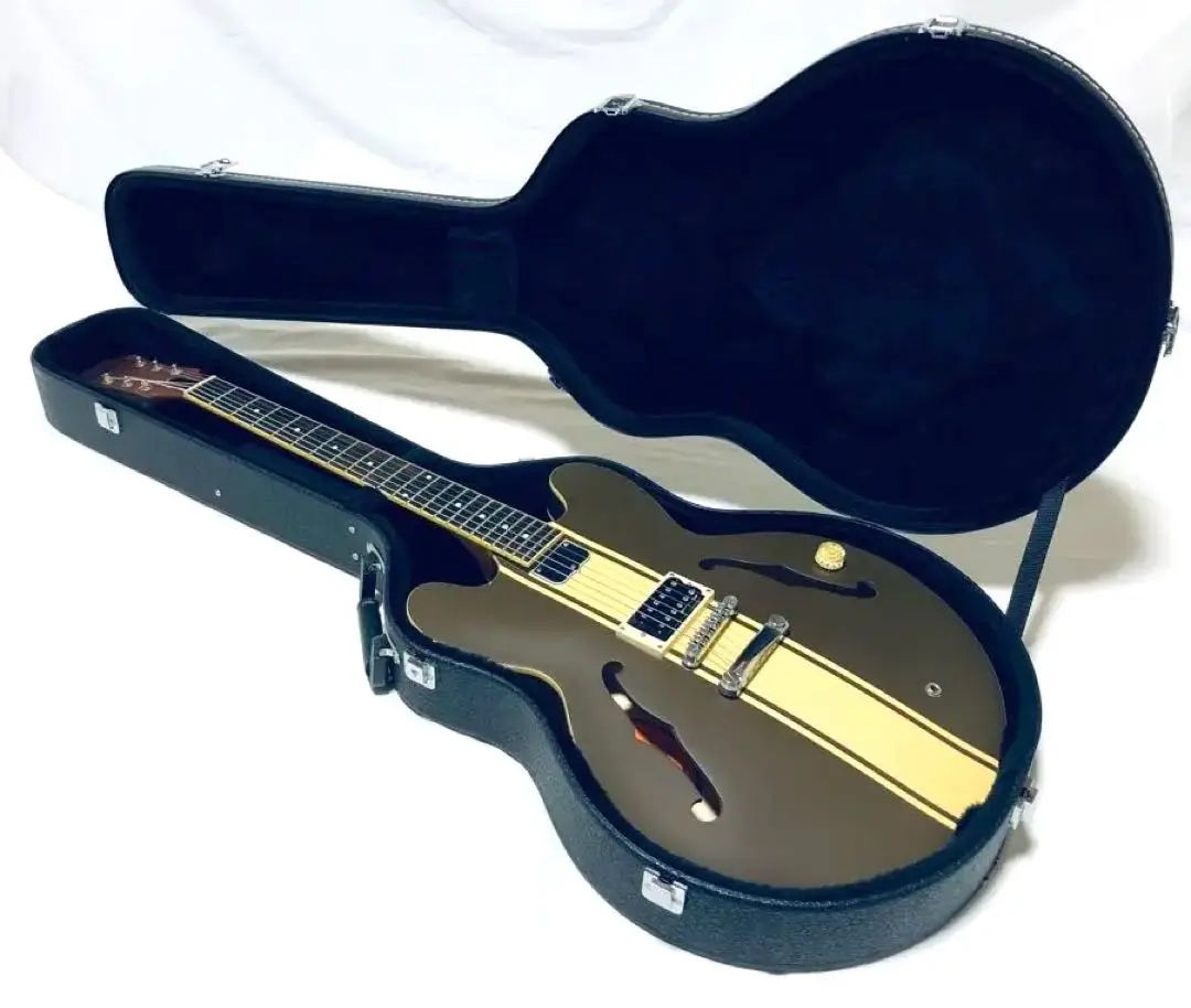 超美品 Epiphone / Tom Delonge ES-333 動作良好 Open Box Epiphone Tom Delonge Signature ES-333 Semi-Hollow