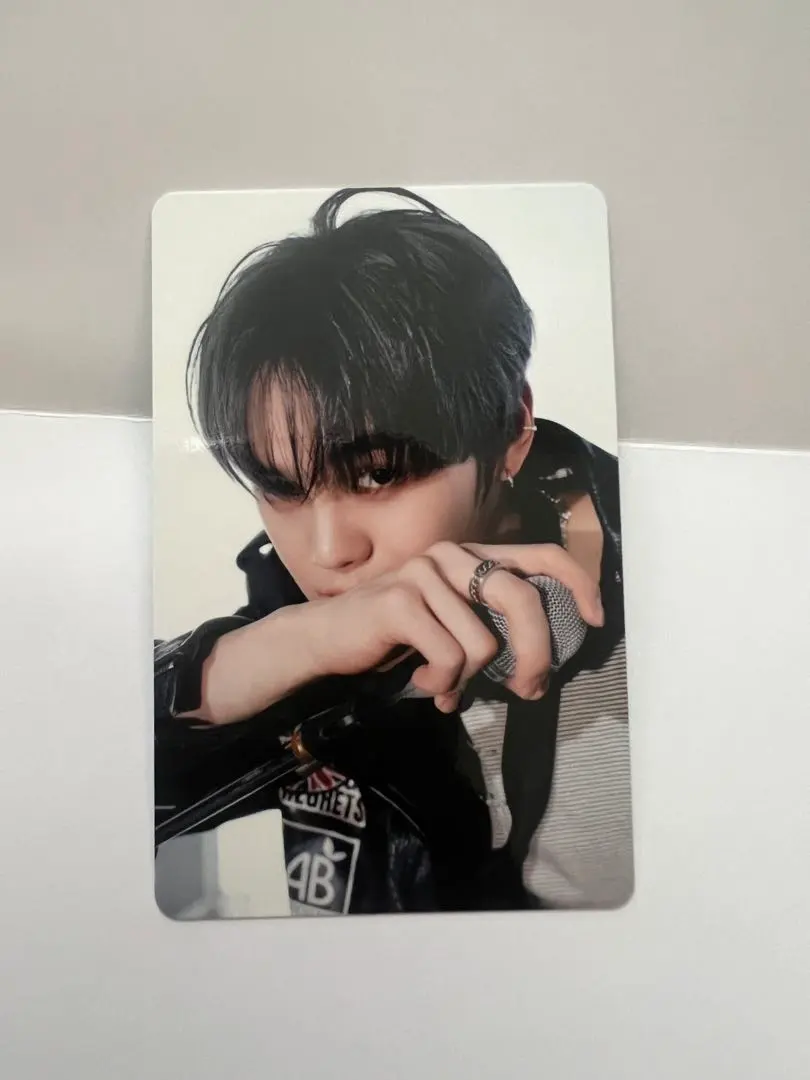 Thumbnail of Gyuvin ZEROBASEONE (ZB1) trading card