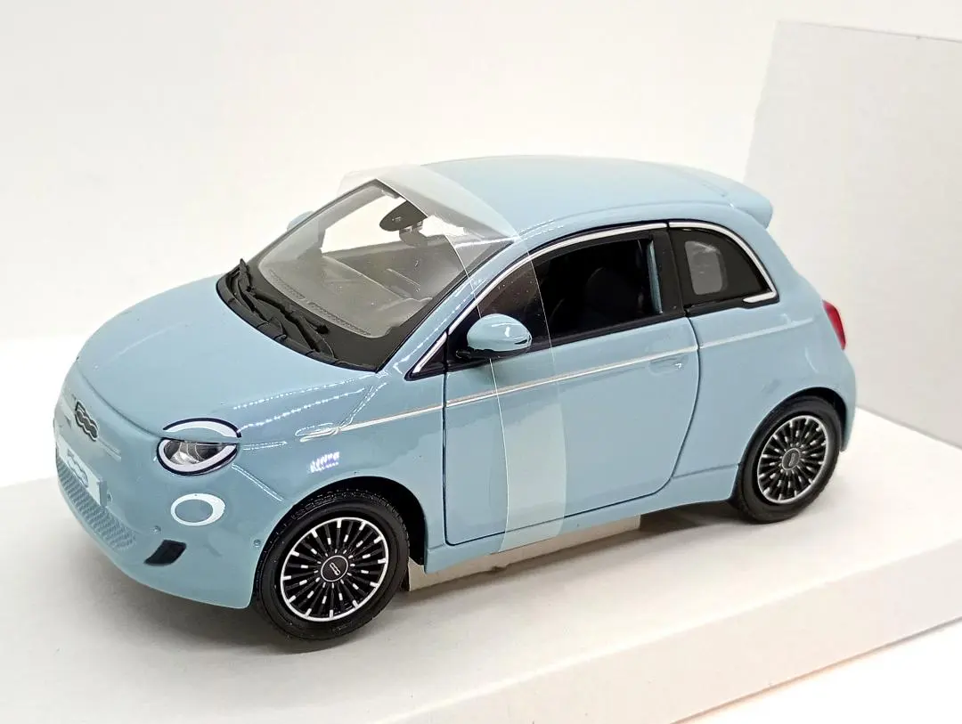 FIAT 500 1/16 ミニカー　ブラーゴ c1a.jpg