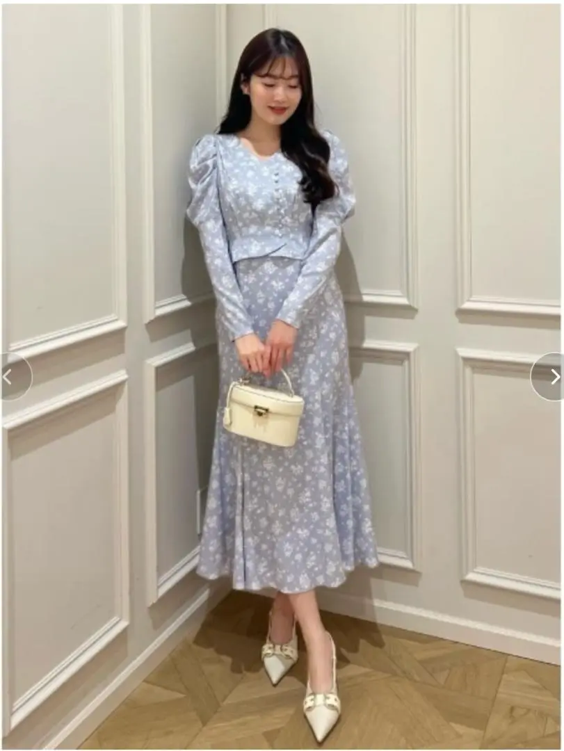 2025年最新】MARIGOLD satin dressの人気アイテム - メルカリ