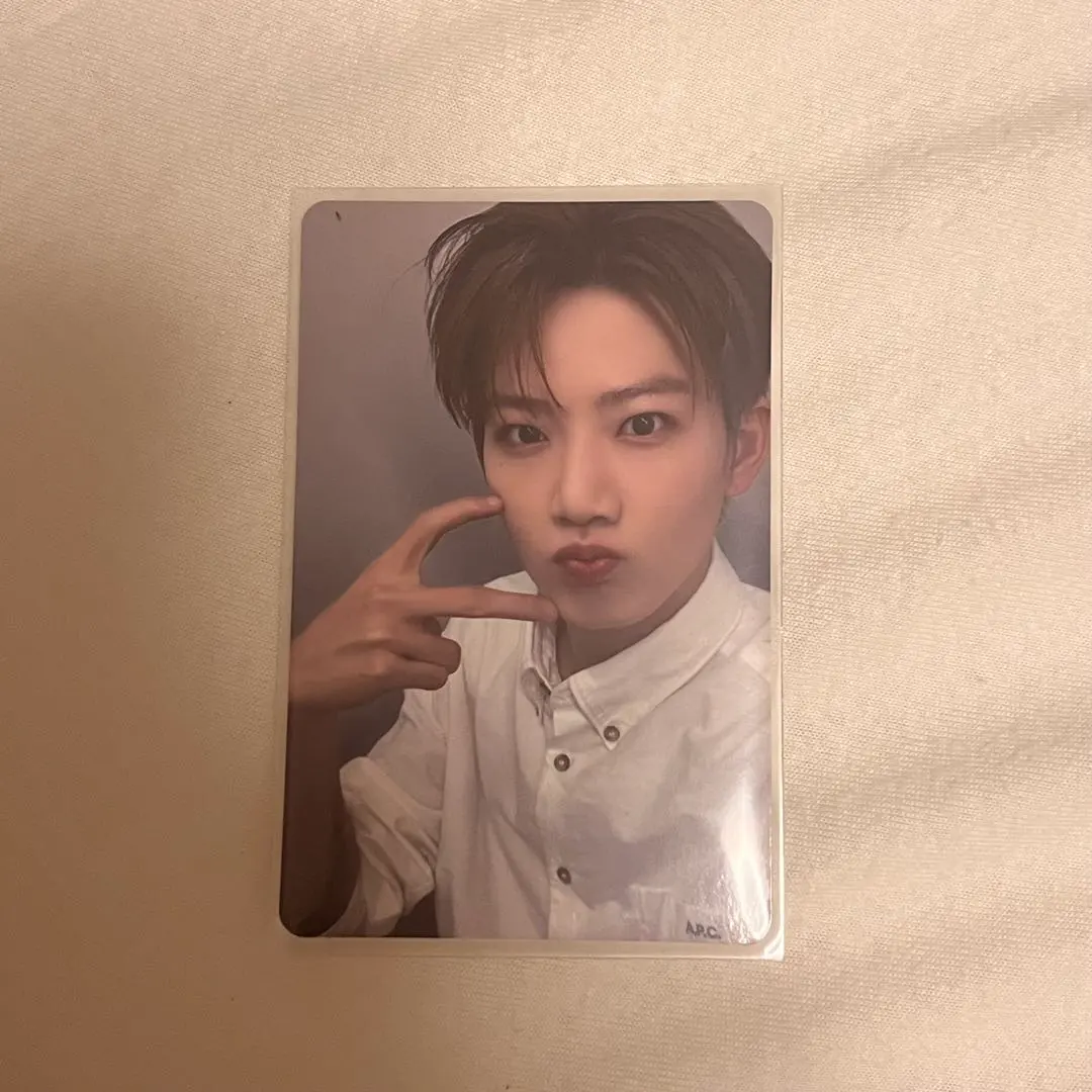 Treasure 俊奎 小卡 的縮圖