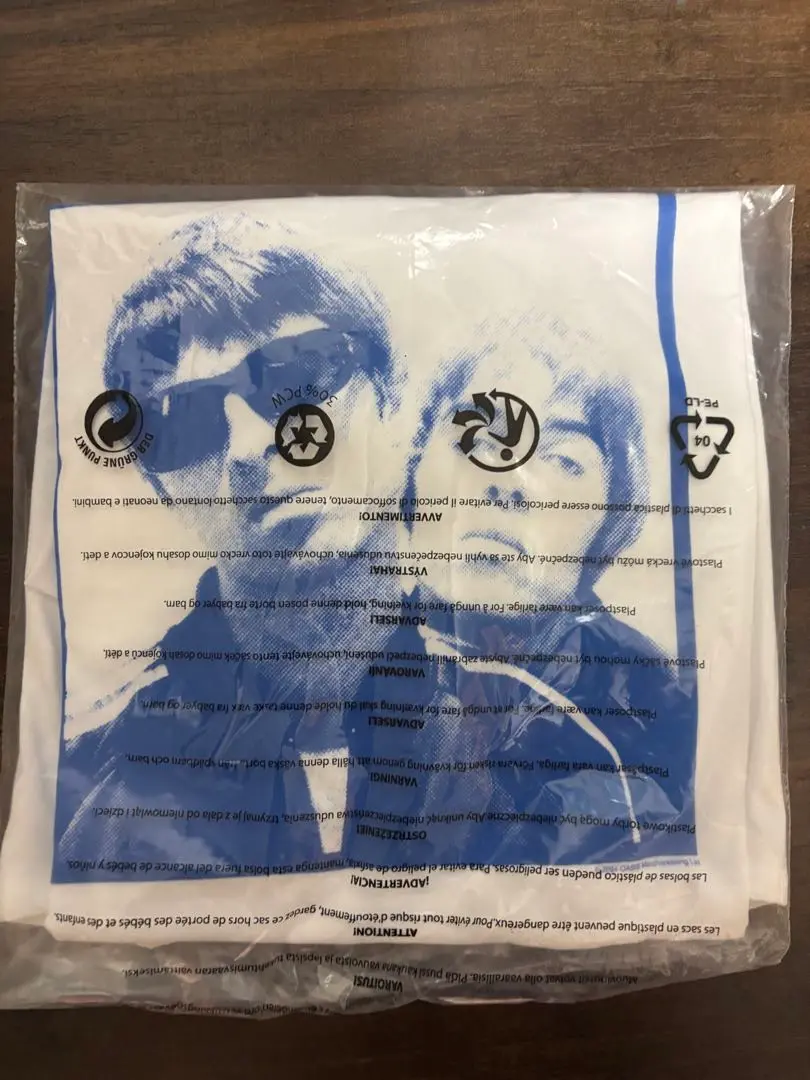 現品のみ　新品未開封【M】 oasis　72時間限定 販売Tシャツ 現品のみ 新品未開封【M】 oasis 72時間限定 販売Tシャツ