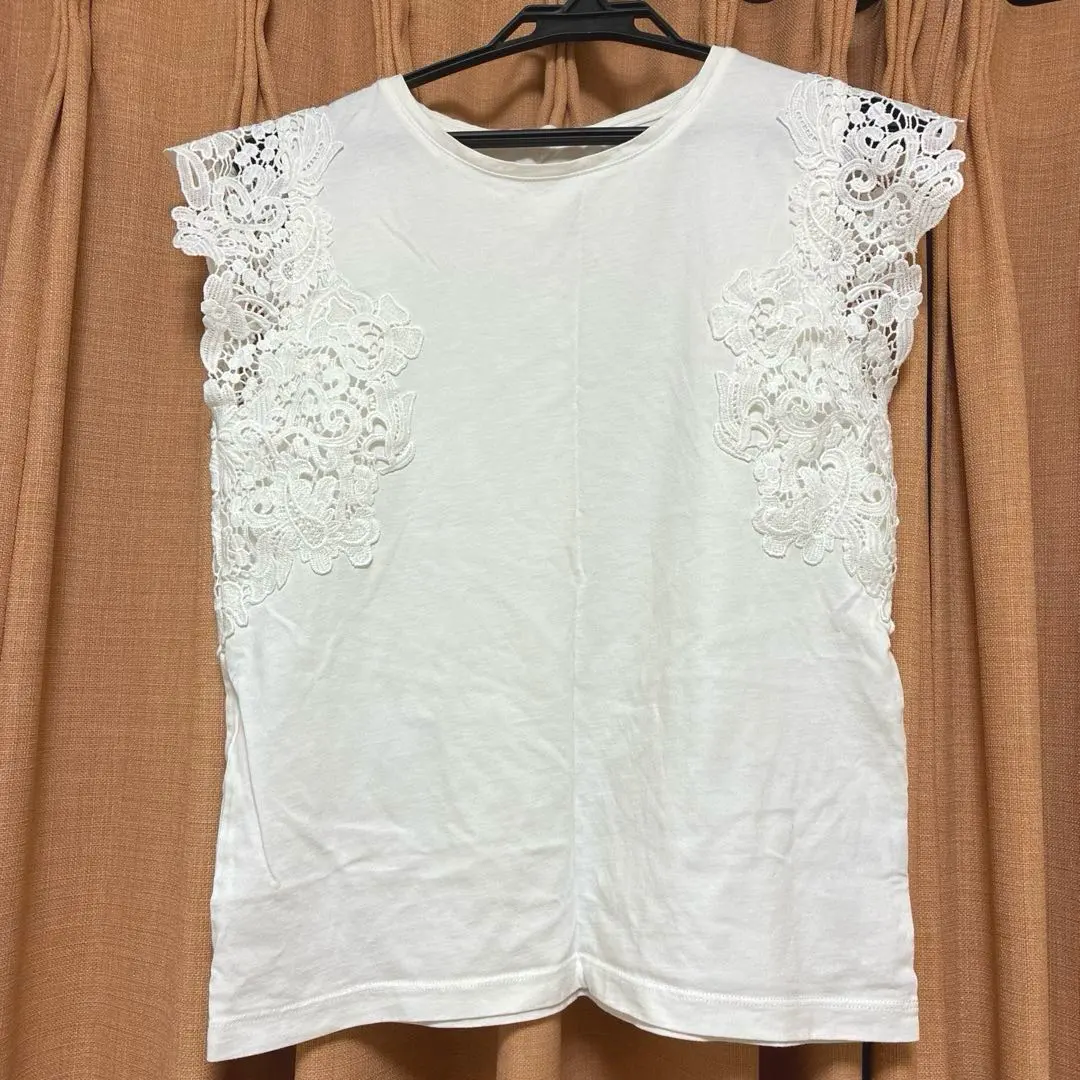 Thumbnail of GU White Sleeveless T-shirt